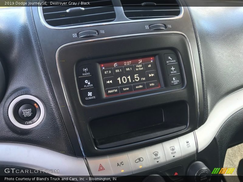 Destroyer Gray / Black 2019 Dodge Journey SE