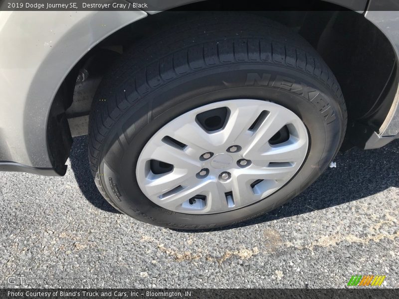 Destroyer Gray / Black 2019 Dodge Journey SE