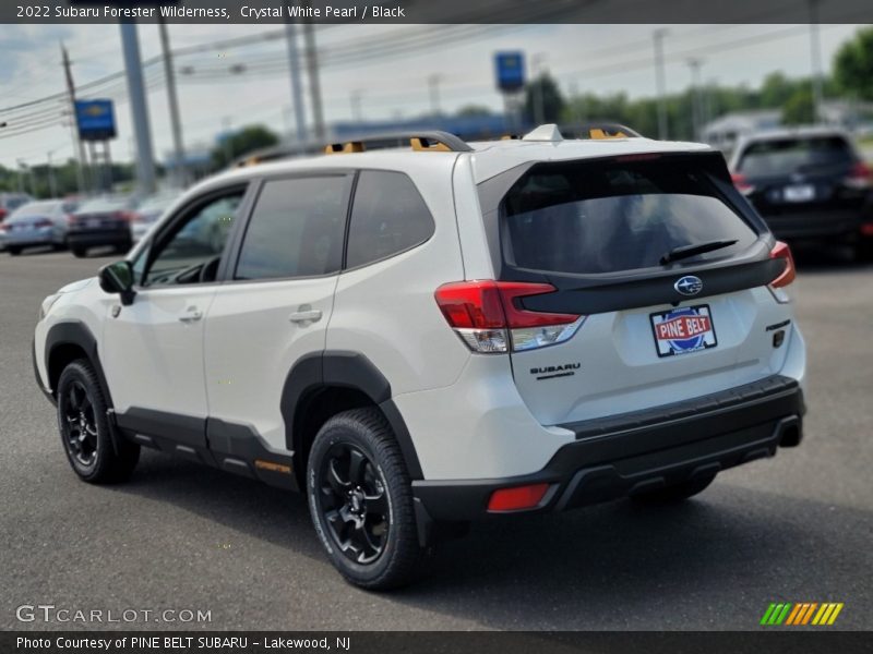 Crystal White Pearl / Black 2022 Subaru Forester Wilderness