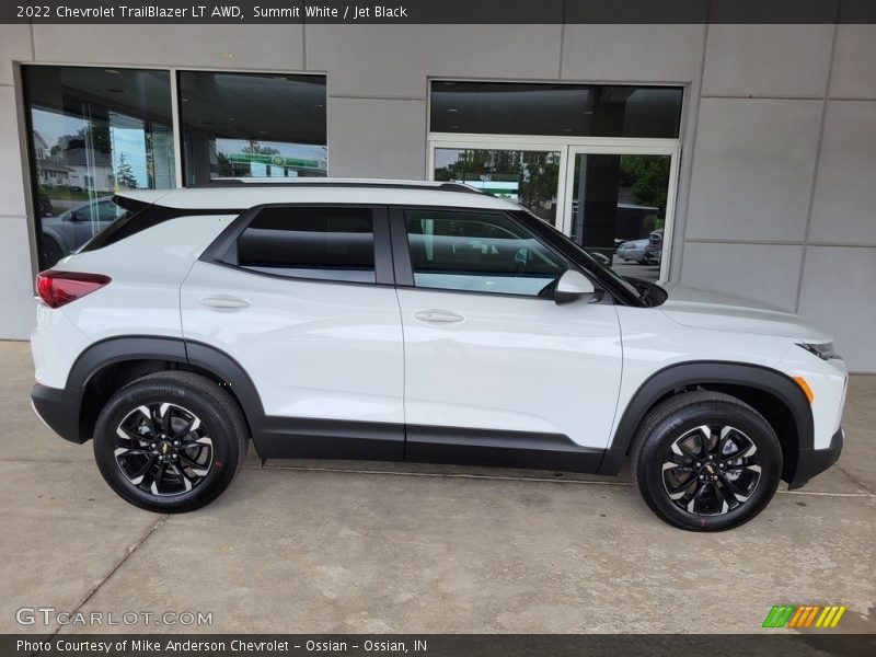 Summit White / Jet Black 2022 Chevrolet TrailBlazer LT AWD