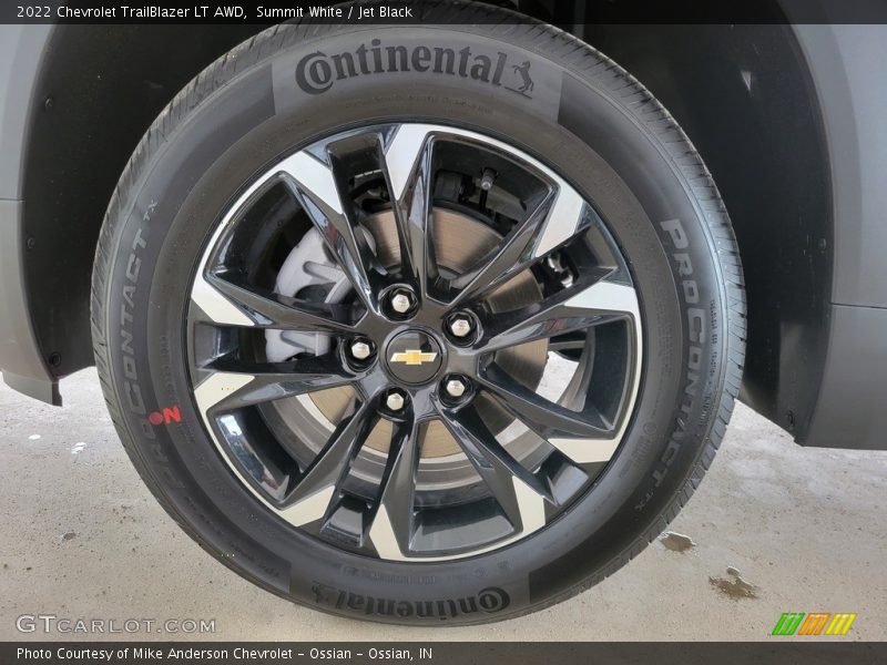Summit White / Jet Black 2022 Chevrolet TrailBlazer LT AWD