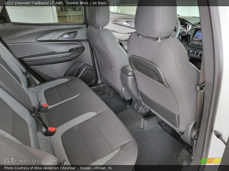Summit White / Jet Black 2022 Chevrolet TrailBlazer LT AWD