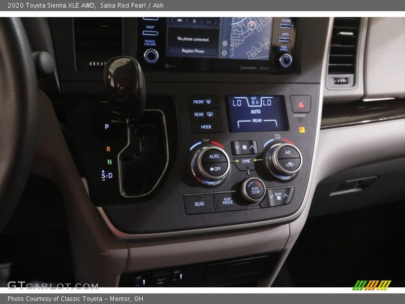 Controls of 2020 Sienna XLE AWD