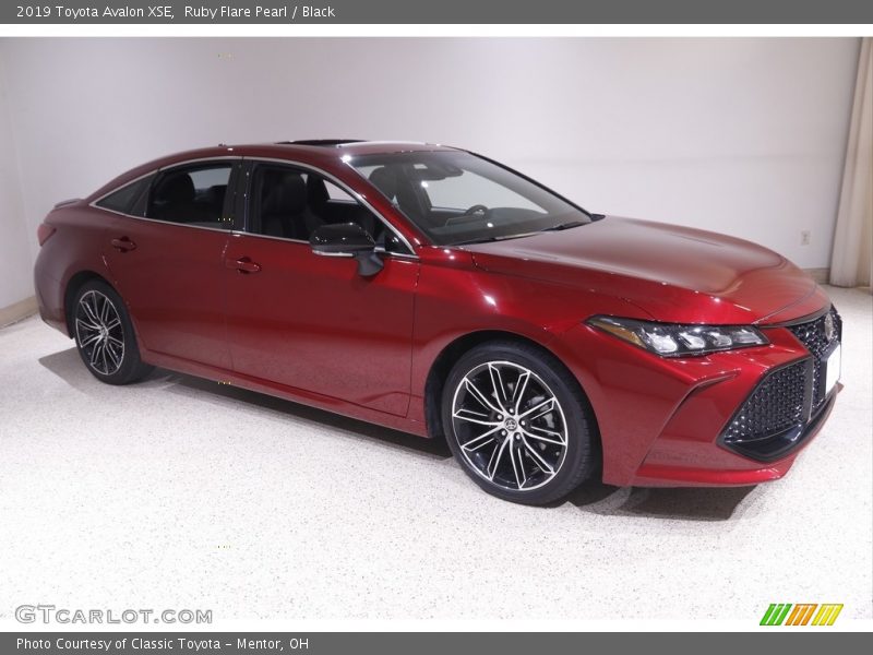 Ruby Flare Pearl / Black 2019 Toyota Avalon XSE