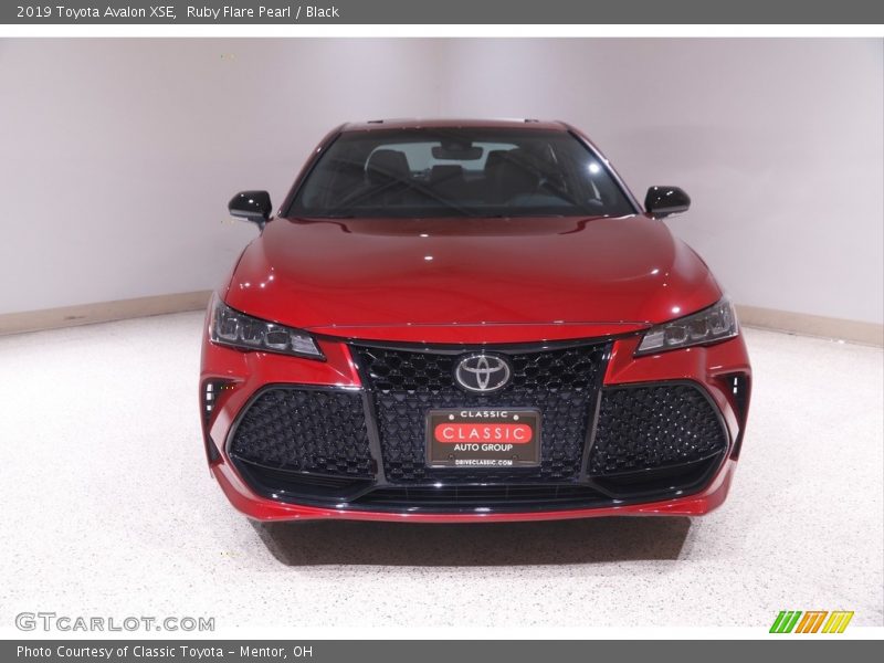 Ruby Flare Pearl / Black 2019 Toyota Avalon XSE