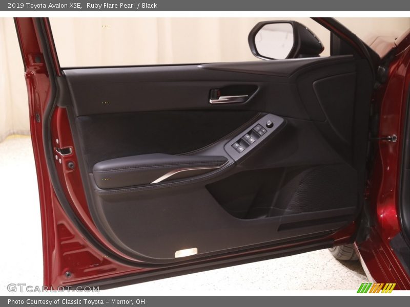 Ruby Flare Pearl / Black 2019 Toyota Avalon XSE