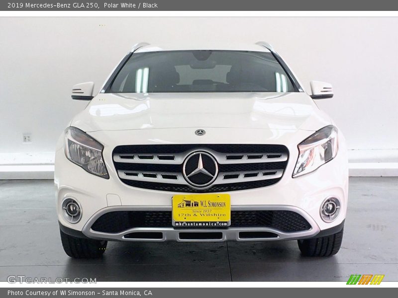 Polar White / Black 2019 Mercedes-Benz GLA 250
