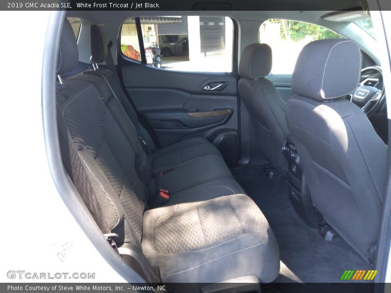 White Frost Tricoat / Jet Black 2019 GMC Acadia SLE