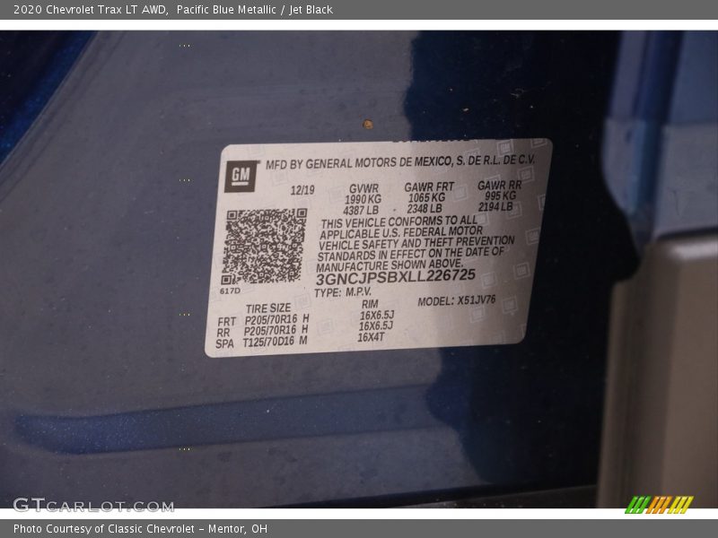 Pacific Blue Metallic / Jet Black 2020 Chevrolet Trax LT AWD