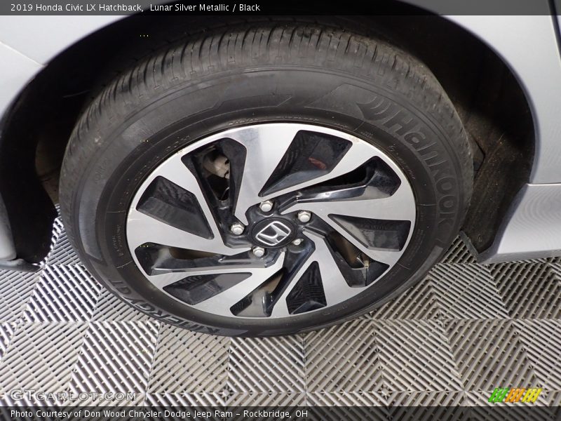 Lunar Silver Metallic / Black 2019 Honda Civic LX Hatchback