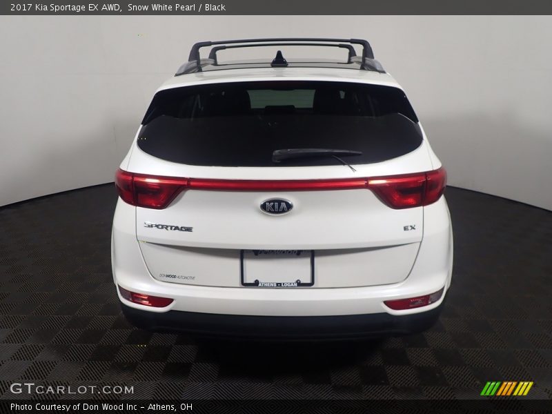 Snow White Pearl / Black 2017 Kia Sportage EX AWD