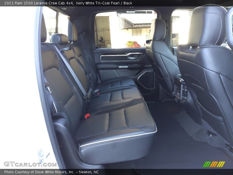 Ivory White Tri-Coat Pearl / Black 2021 Ram 1500 Laramie Crew Cab 4x4