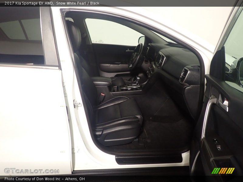 Snow White Pearl / Black 2017 Kia Sportage EX AWD