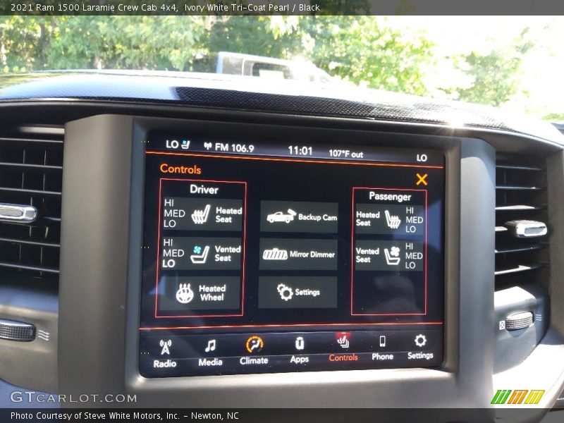 Ivory White Tri-Coat Pearl / Black 2021 Ram 1500 Laramie Crew Cab 4x4