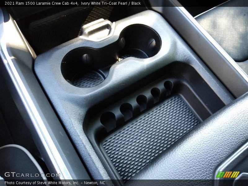 Ivory White Tri-Coat Pearl / Black 2021 Ram 1500 Laramie Crew Cab 4x4