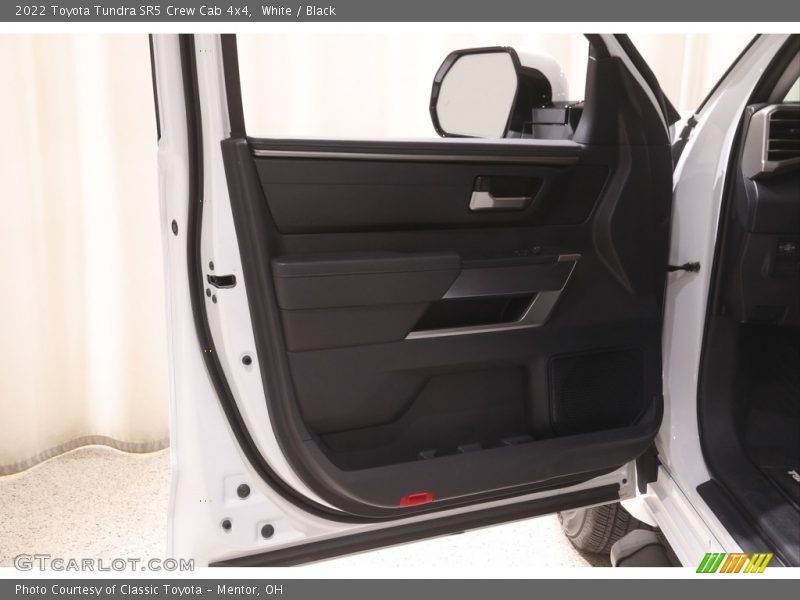 White / Black 2022 Toyota Tundra SR5 Crew Cab 4x4