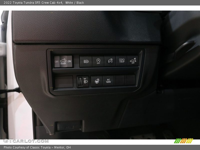White / Black 2022 Toyota Tundra SR5 Crew Cab 4x4