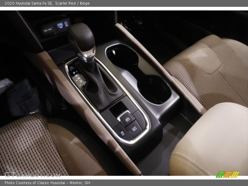  2020 Santa Fe SE 8 Speed Automatic Shifter