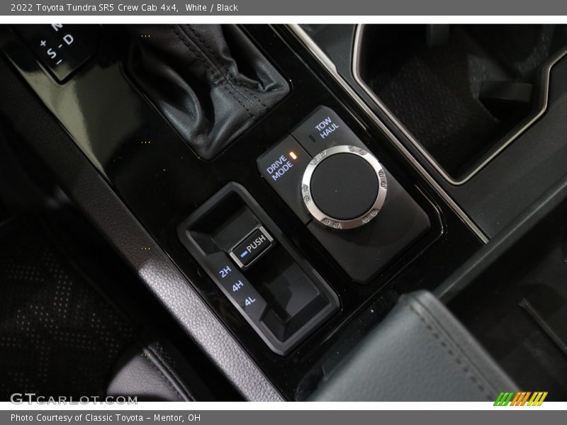 White / Black 2022 Toyota Tundra SR5 Crew Cab 4x4