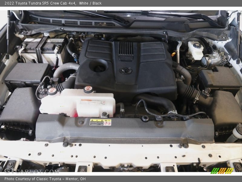 White / Black 2022 Toyota Tundra SR5 Crew Cab 4x4