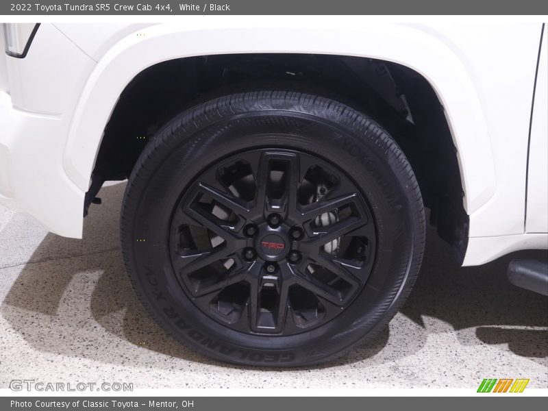 White / Black 2022 Toyota Tundra SR5 Crew Cab 4x4