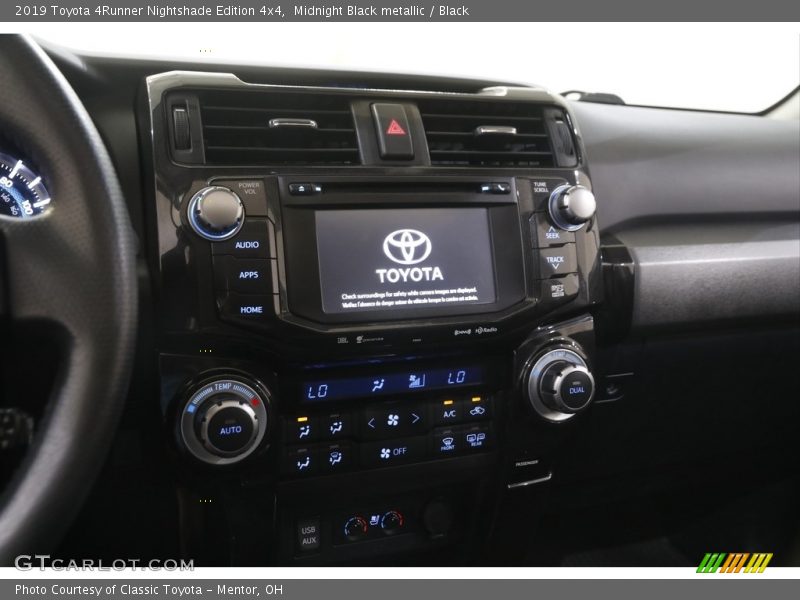 Midnight Black metallic / Black 2019 Toyota 4Runner Nightshade Edition 4x4