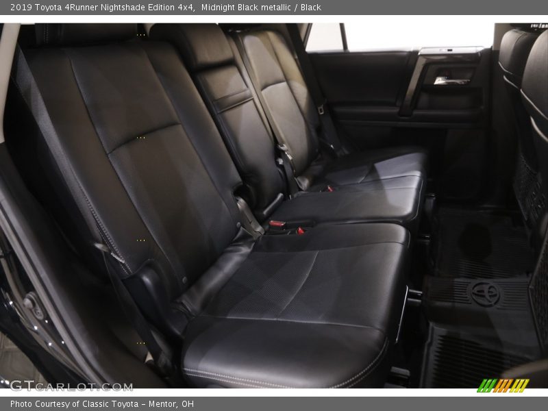 Midnight Black metallic / Black 2019 Toyota 4Runner Nightshade Edition 4x4