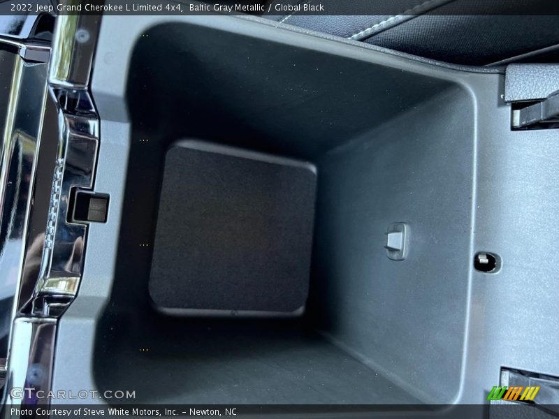 Baltic Gray Metallic / Global Black 2022 Jeep Grand Cherokee L Limited 4x4