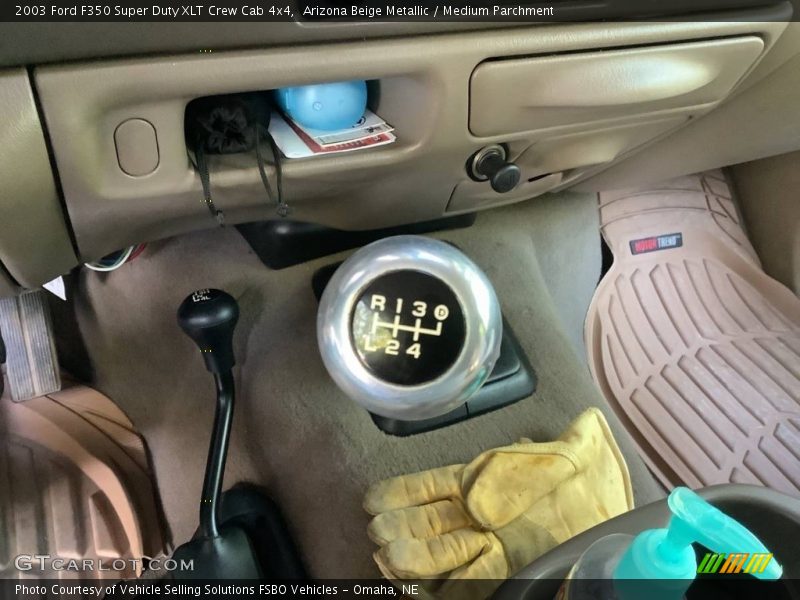  2003 F350 Super Duty XLT Crew Cab 4x4 6 Speed Manual Shifter