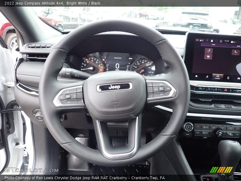 Bright White / Black 2022 Jeep Compass Altitude 4x4