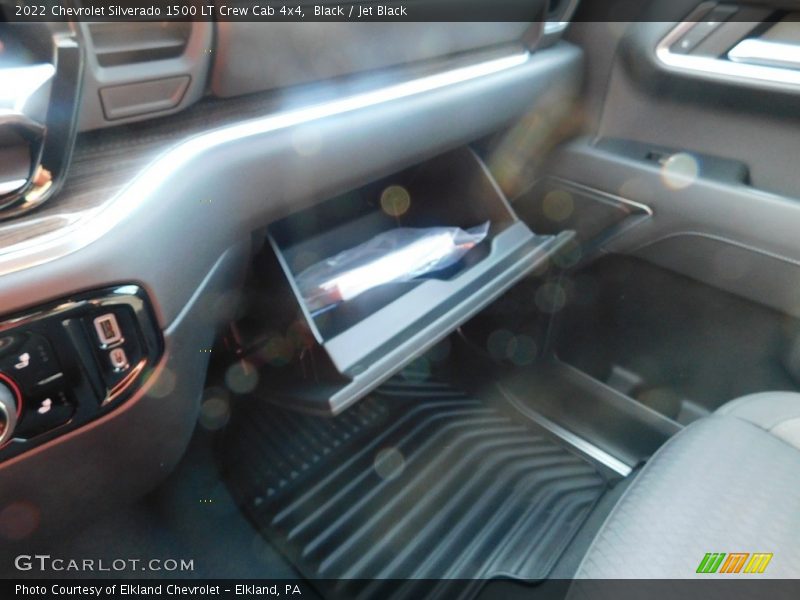 Black / Jet Black 2022 Chevrolet Silverado 1500 LT Crew Cab 4x4
