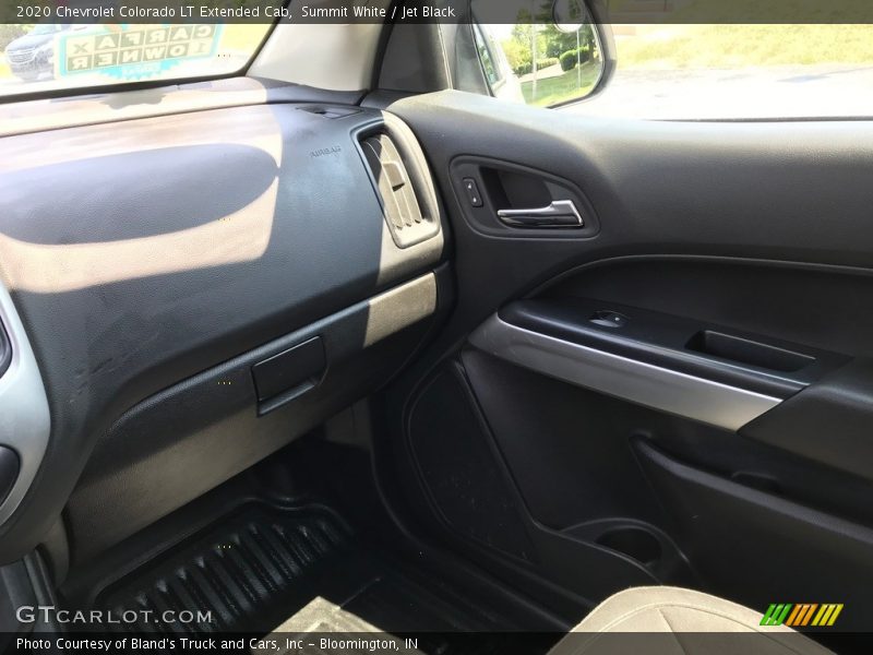 Summit White / Jet Black 2020 Chevrolet Colorado LT Extended Cab