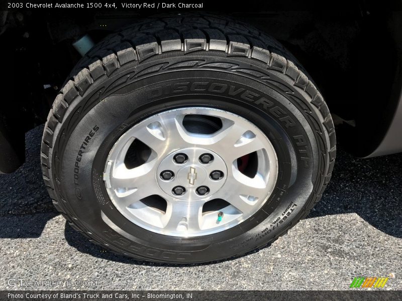 Victory Red / Dark Charcoal 2003 Chevrolet Avalanche 1500 4x4
