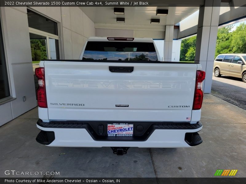 Summit White / Jet Black 2022 Chevrolet Silverado 1500 Custom Crew Cab 4x4