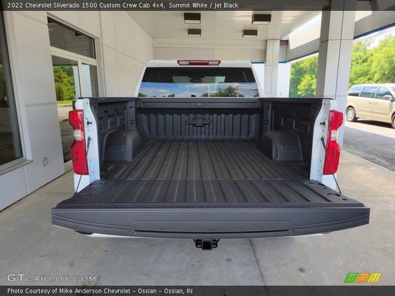 Summit White / Jet Black 2022 Chevrolet Silverado 1500 Custom Crew Cab 4x4