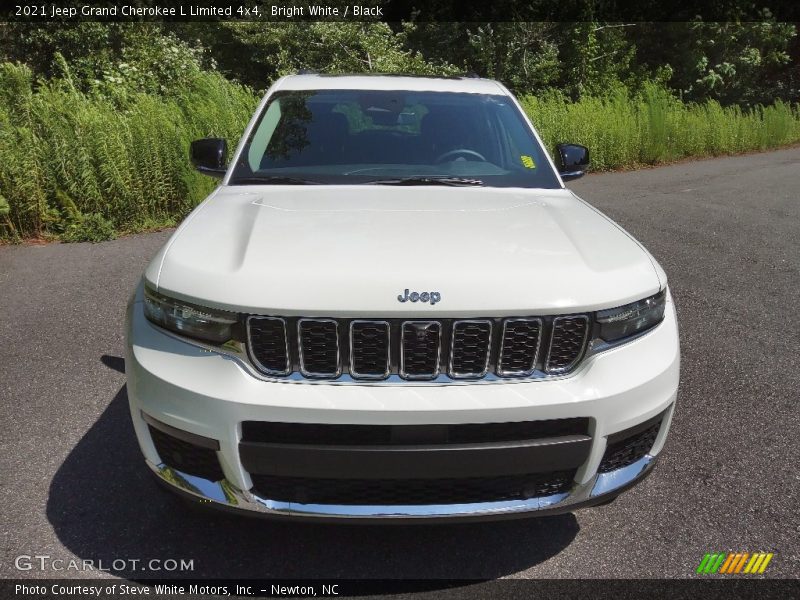 Bright White / Black 2021 Jeep Grand Cherokee L Limited 4x4