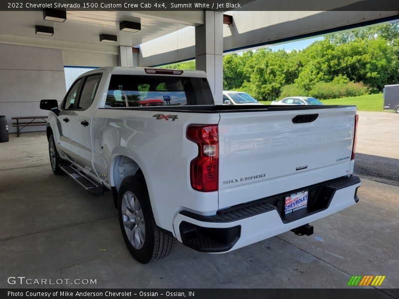 Summit White / Jet Black 2022 Chevrolet Silverado 1500 Custom Crew Cab 4x4