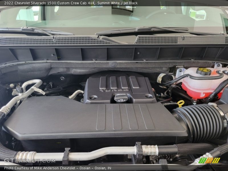 Summit White / Jet Black 2022 Chevrolet Silverado 1500 Custom Crew Cab 4x4