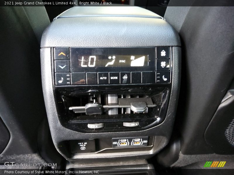 Bright White / Black 2021 Jeep Grand Cherokee L Limited 4x4