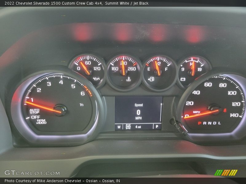 Summit White / Jet Black 2022 Chevrolet Silverado 1500 Custom Crew Cab 4x4