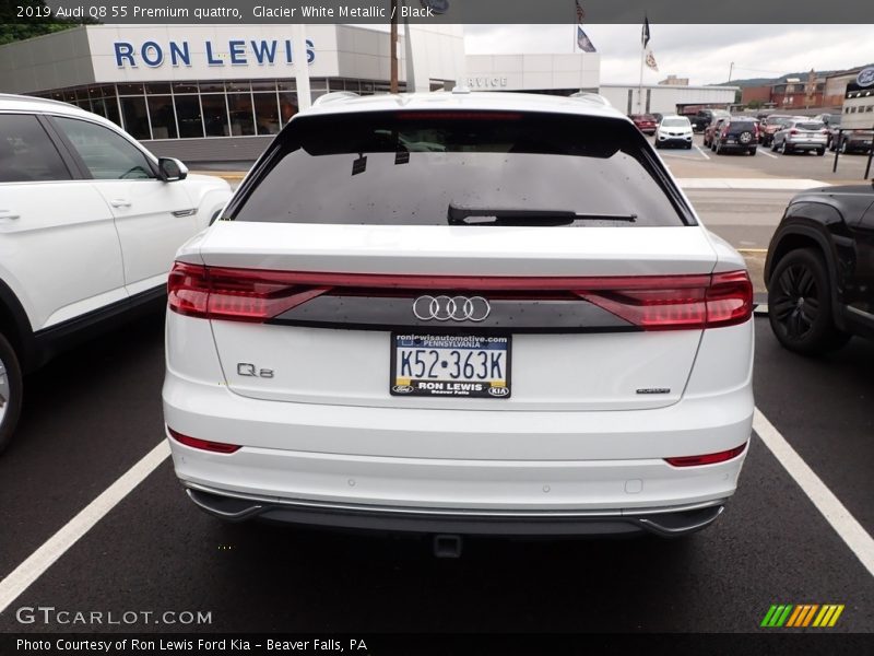 Glacier White Metallic / Black 2019 Audi Q8 55 Premium quattro