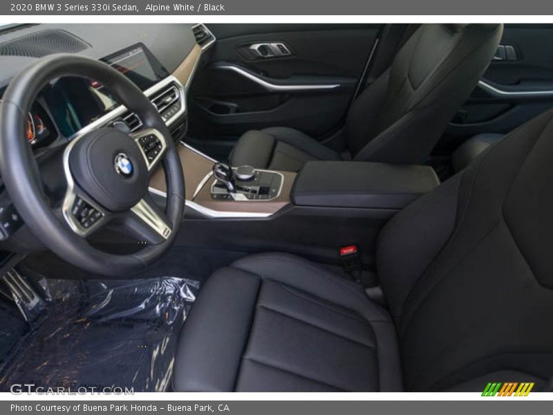 Alpine White / Black 2020 BMW 3 Series 330i Sedan