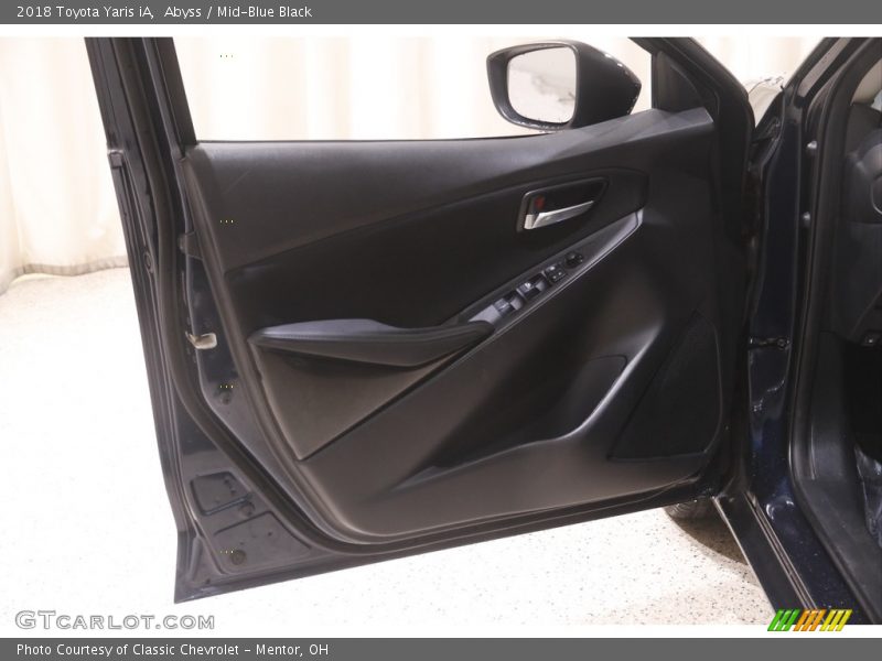 Abyss / Mid-Blue Black 2018 Toyota Yaris iA