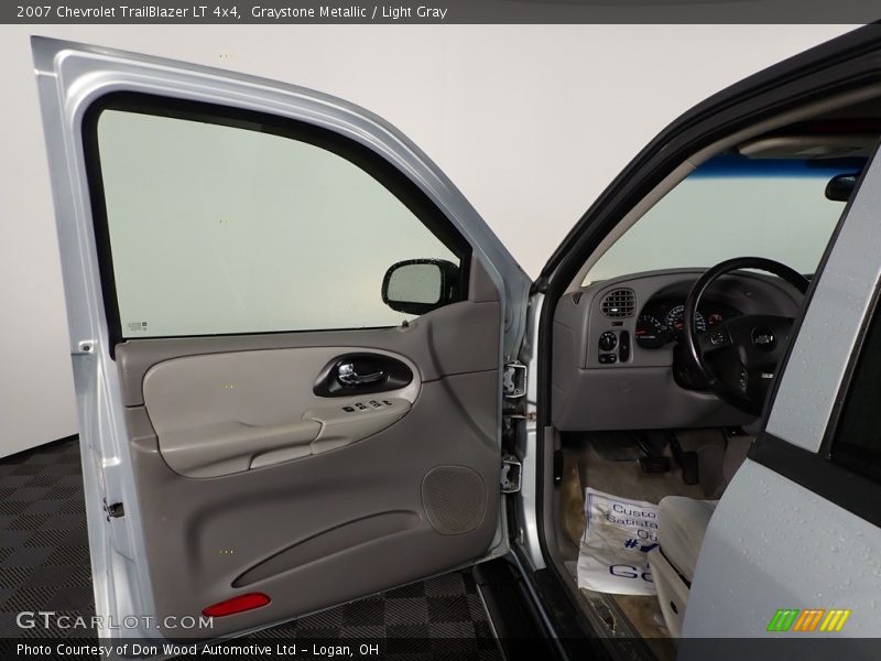 Graystone Metallic / Light Gray 2007 Chevrolet TrailBlazer LT 4x4