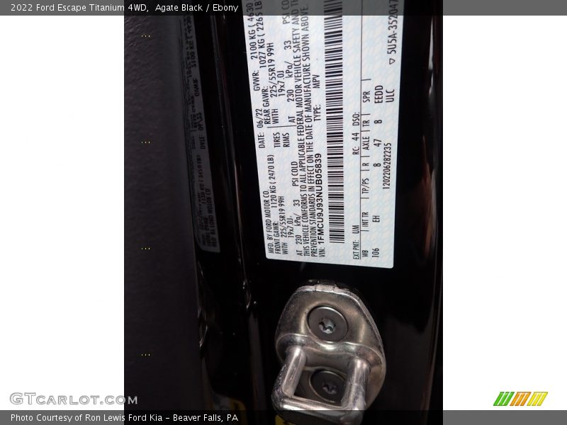 Agate Black / Ebony 2022 Ford Escape Titanium 4WD