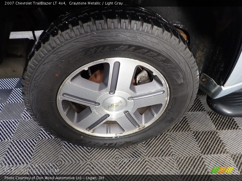 Graystone Metallic / Light Gray 2007 Chevrolet TrailBlazer LT 4x4