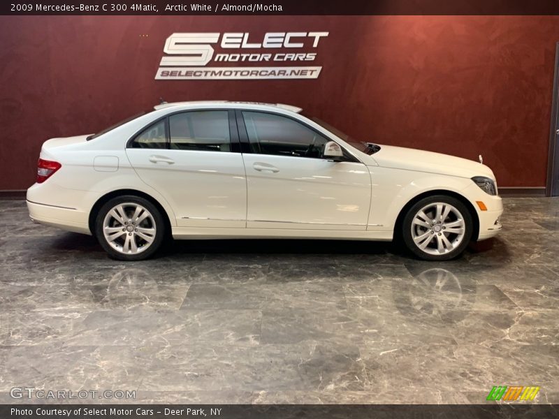 Arctic White / Almond/Mocha 2009 Mercedes-Benz C 300 4Matic