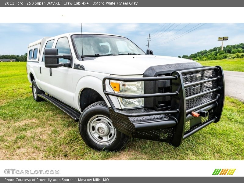 Oxford White / Steel Gray 2011 Ford F250 Super Duty XLT Crew Cab 4x4