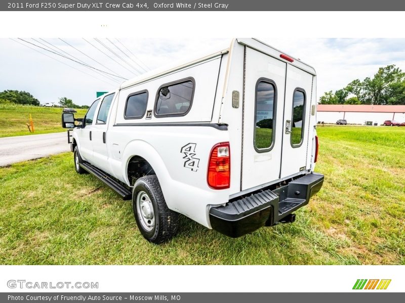 Oxford White / Steel Gray 2011 Ford F250 Super Duty XLT Crew Cab 4x4