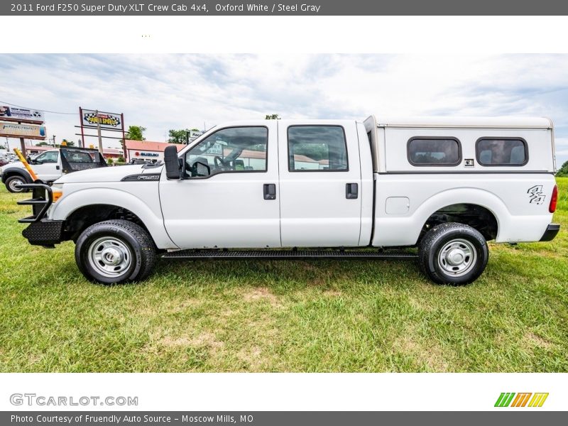 Oxford White / Steel Gray 2011 Ford F250 Super Duty XLT Crew Cab 4x4